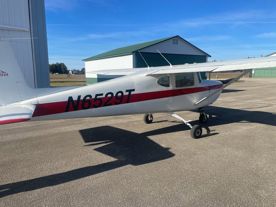 1960 Cessna 150, photo 3