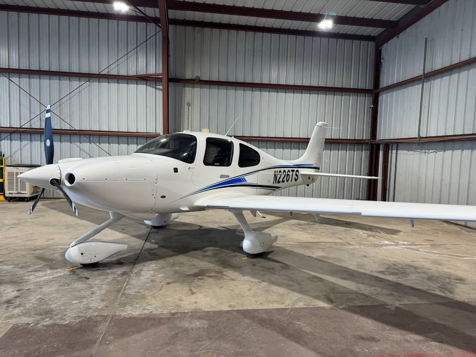2021 Cirrus SR20 G6, photo 2