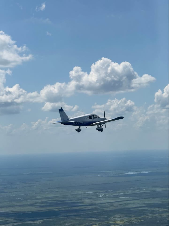 1965 PA-28-140 Piper Cherokee, photo 3