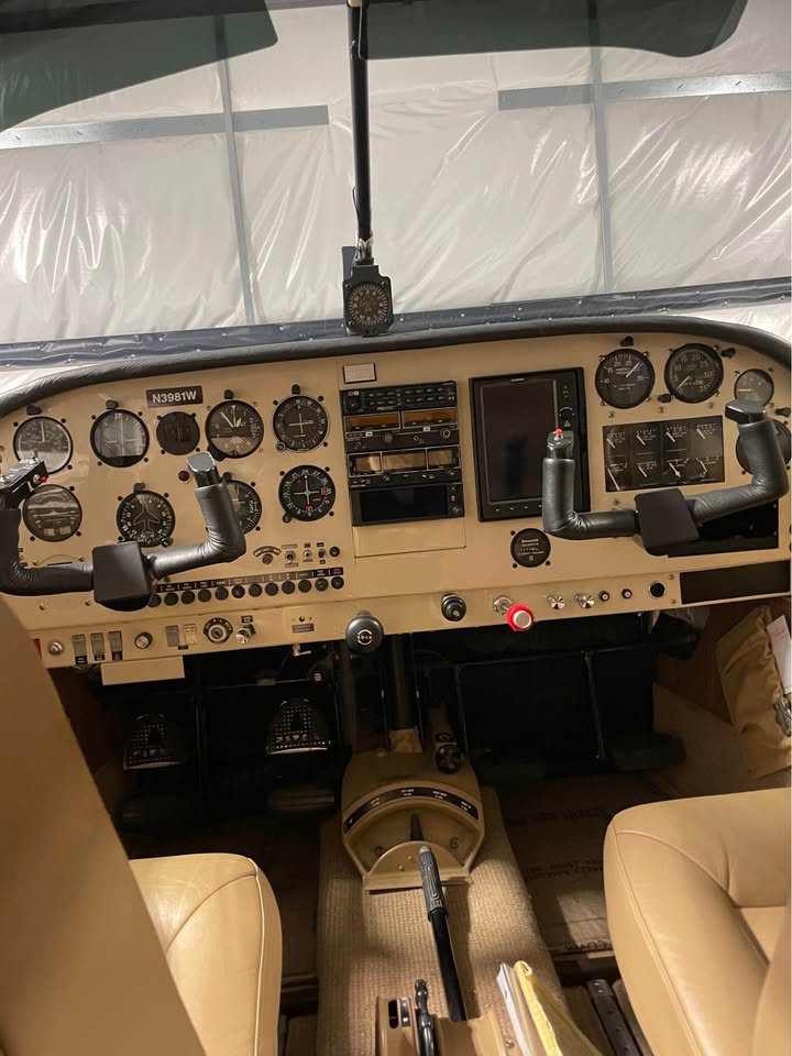 1967 Piper Cherokee Six Airplane 3 axes aitopilot mint+, photo 8