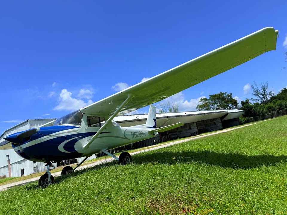 1977 Cessna 150M, photo 2