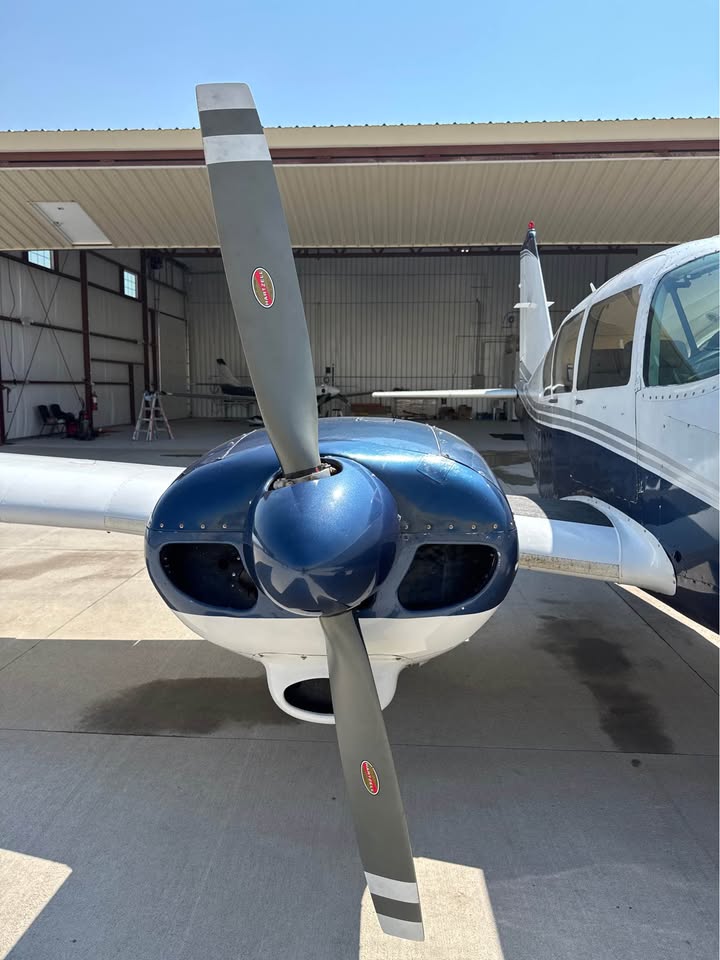 1961 Piper Aztec, photo 8