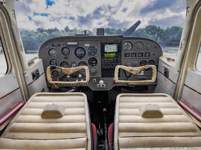 1964 Cessna 172E Skyhawk, photo 9