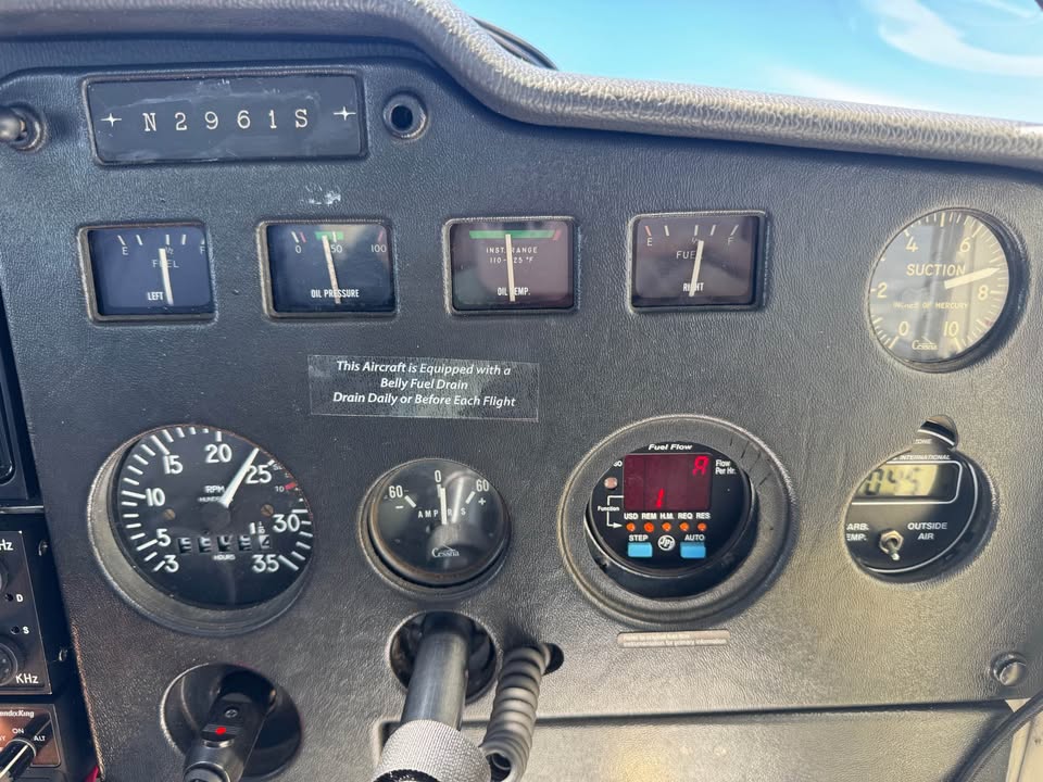 1967 Cessna 150 Four New Cylinders, photo 7