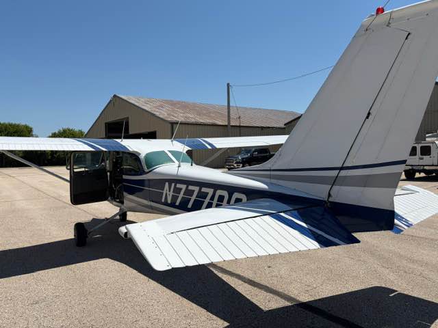 1971 Cessna Skyhawk, photo 4