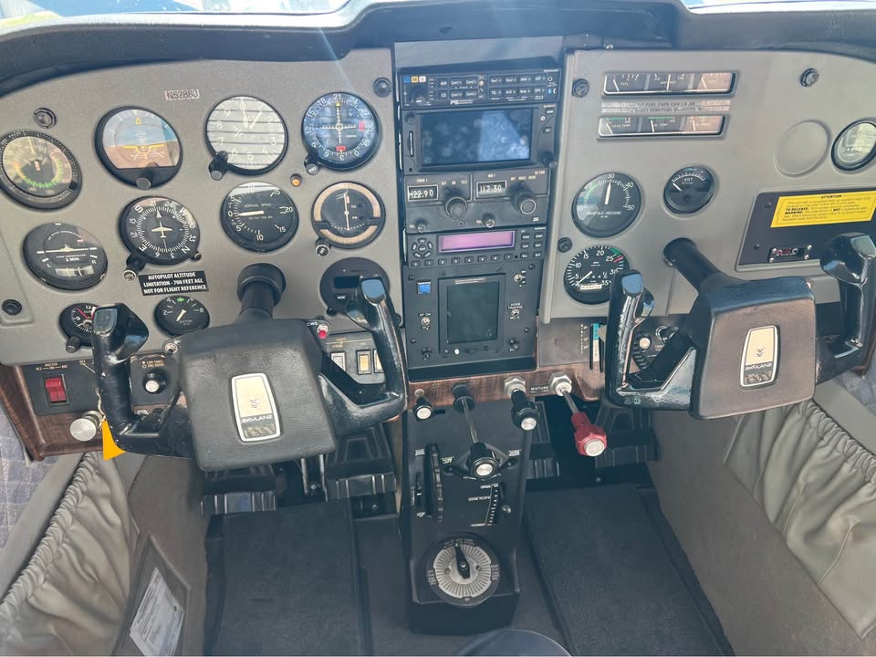 1974 Cessna 182P - IFR equipped, Extended Tanks, Fresh Superior Cylinders, photo 10