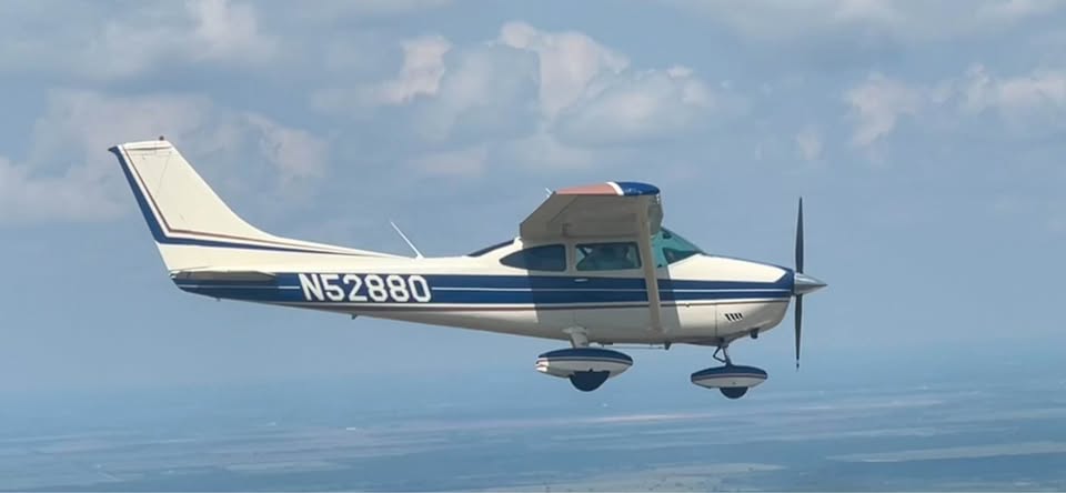 1974 Cessna 182P - IFR equipped, Extended Tanks, Fresh Superior Cylinders, photo 4