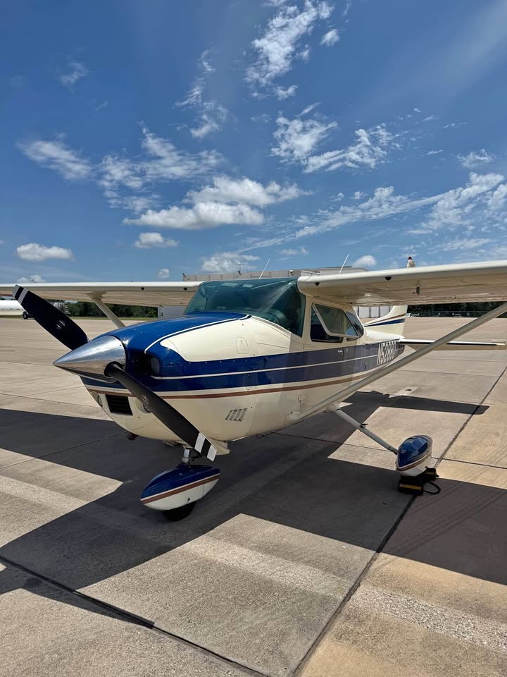 1974 Cessna 182P - IFR equipped, Extended Tanks, Fresh Superior Cylinders, photo 1