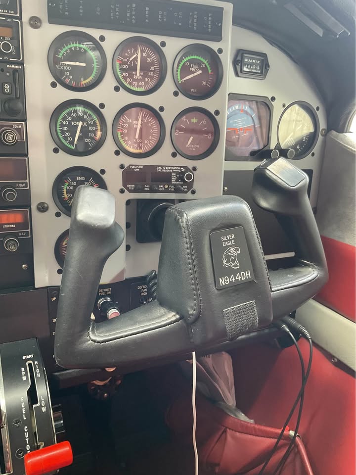 1981 Cessna 210P Silver Eagle P210N, photo 6