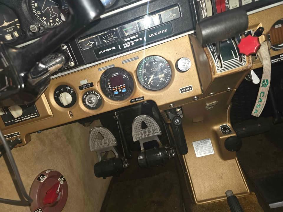 1968 Piper cherokee 180e, photo 16