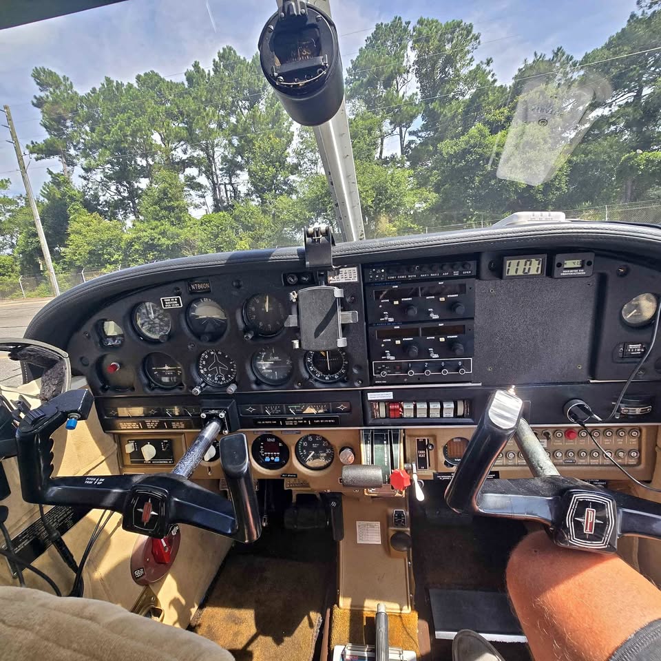 1968 Piper cherokee 180e, photo 1