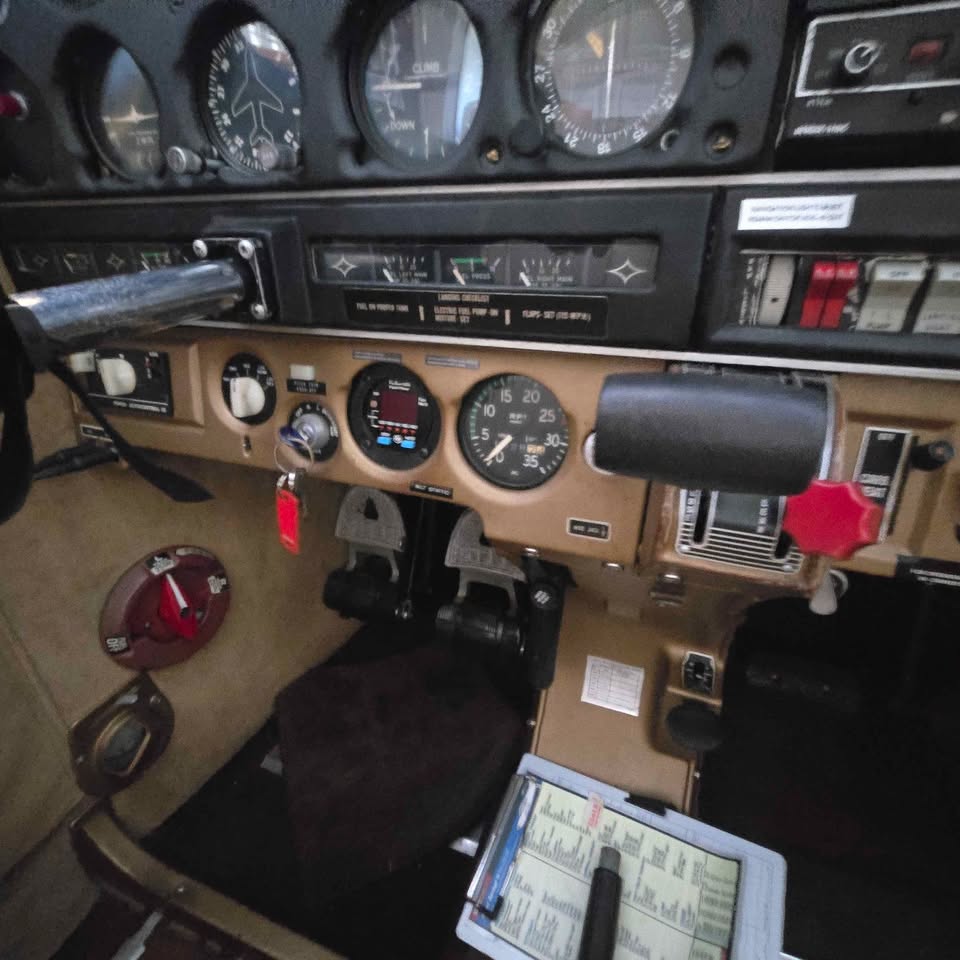 1968 Piper cherokee 180e, photo 15