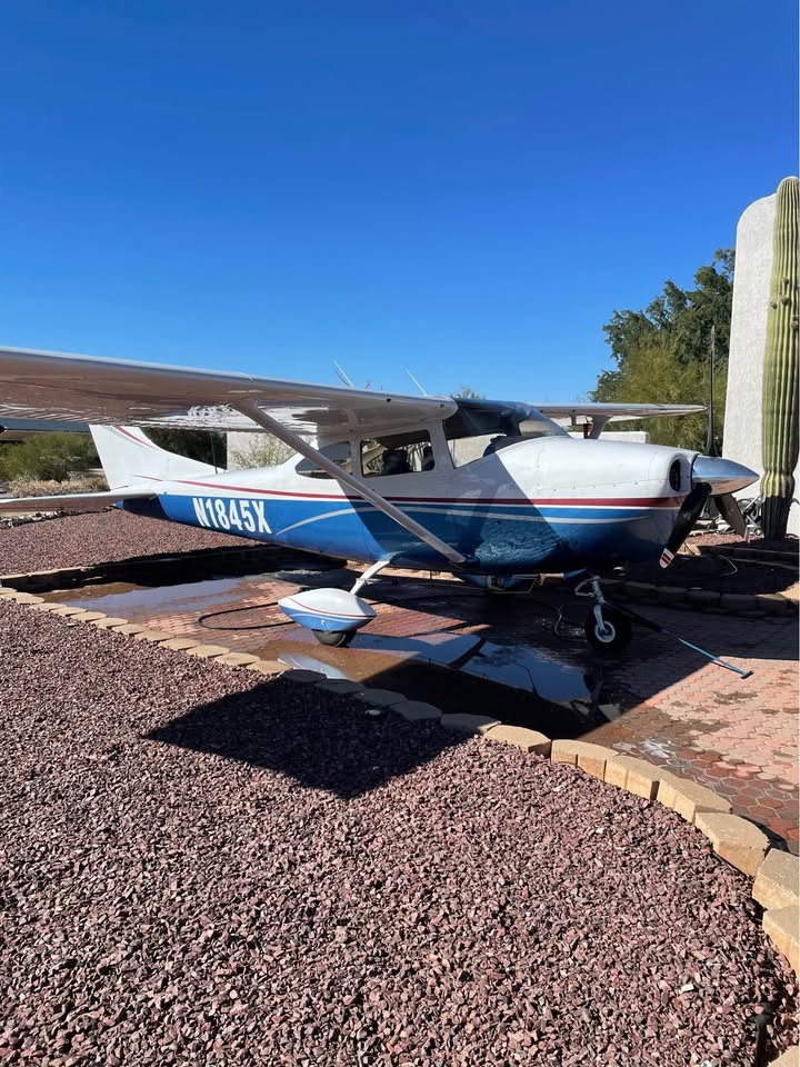 1965 Cessna 182, photo 3