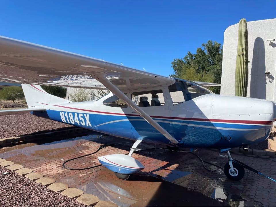 1965 Cessna 182, photo 2
