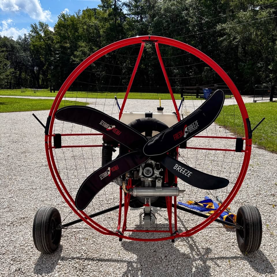 Fresh Breeze (2-Stroke Hirth) Paramotor, and Dolpo 2 Wing, photo 4