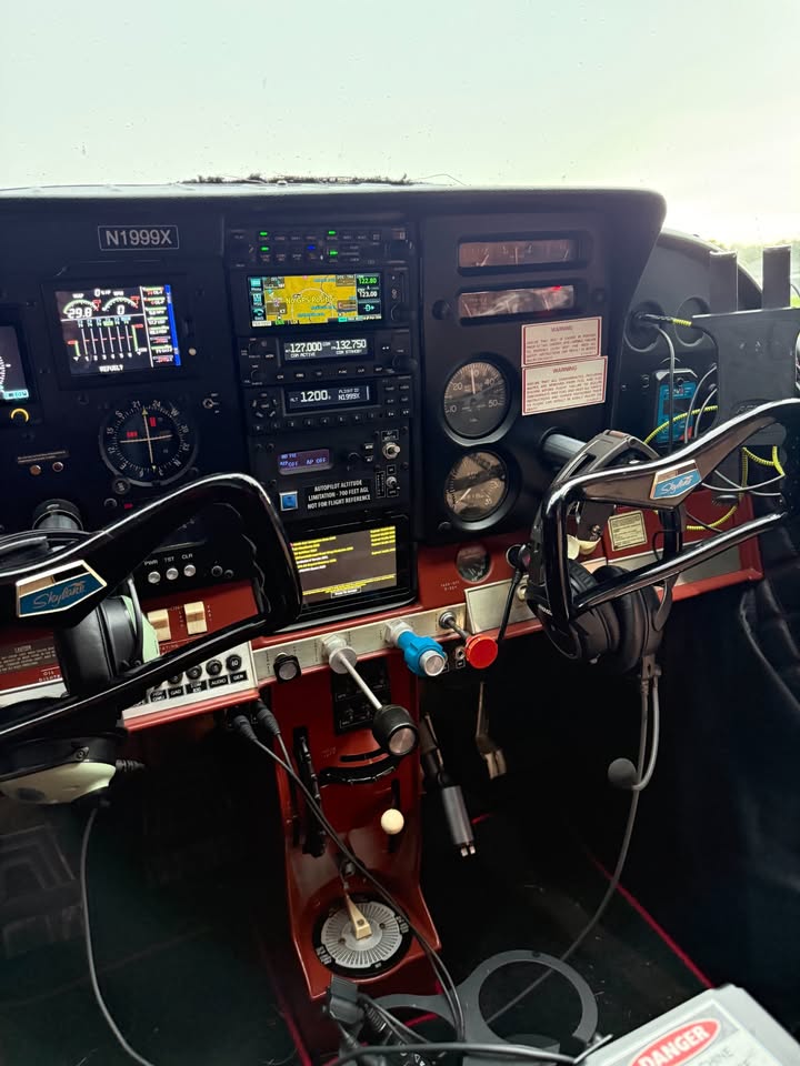 1965 Cessna 182H, photo 7