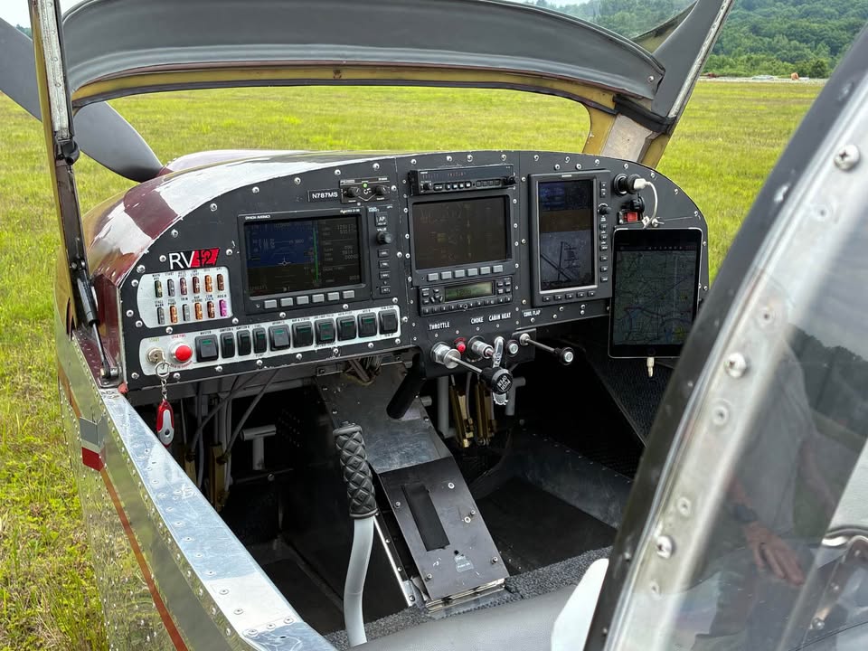 2010 2010 Van's RV-12 — 902, photo 6