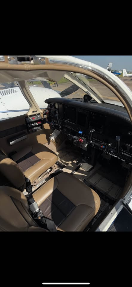 1975 Piper Seneca II, photo 9