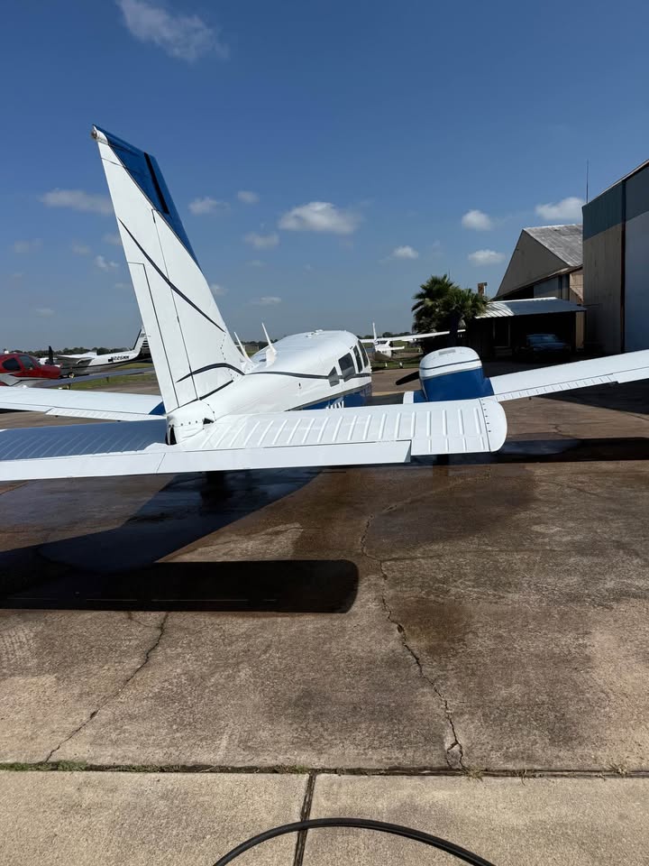 1975 Piper Seneca II, photo 5
