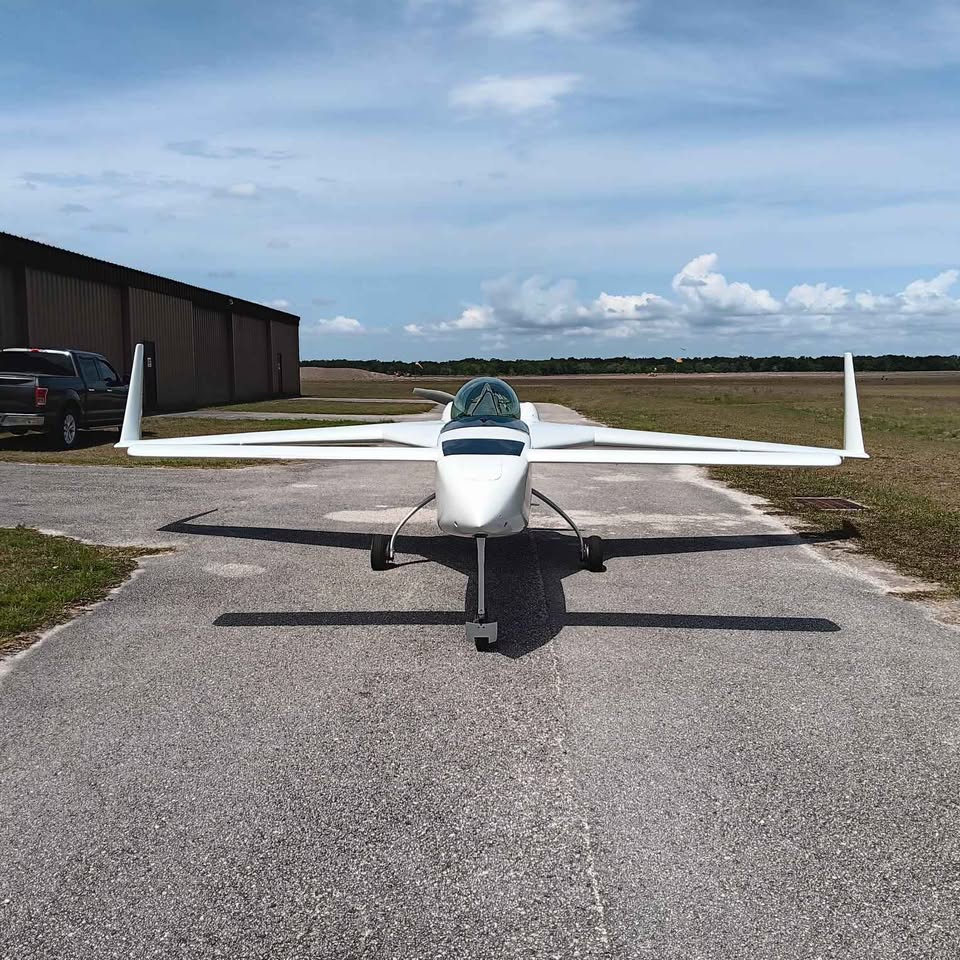 Airplane, photo 5