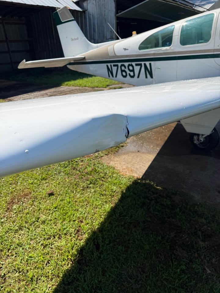 1968 Beechcraft E33, photo 19