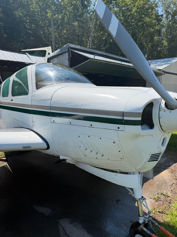 1968 Beechcraft E33, photo 4