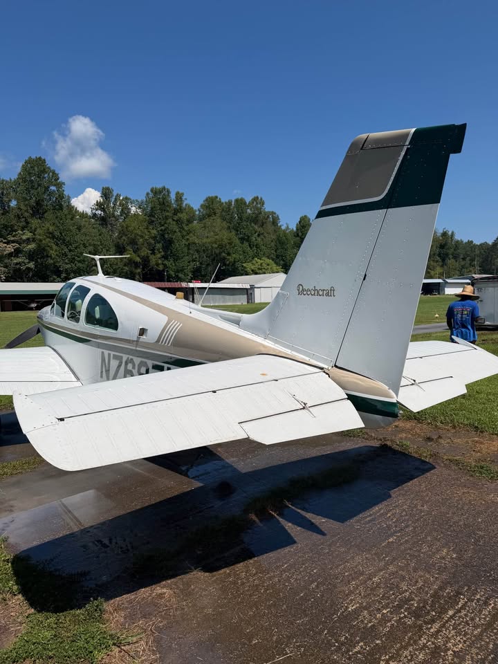 1968 Beechcraft E33, photo 11