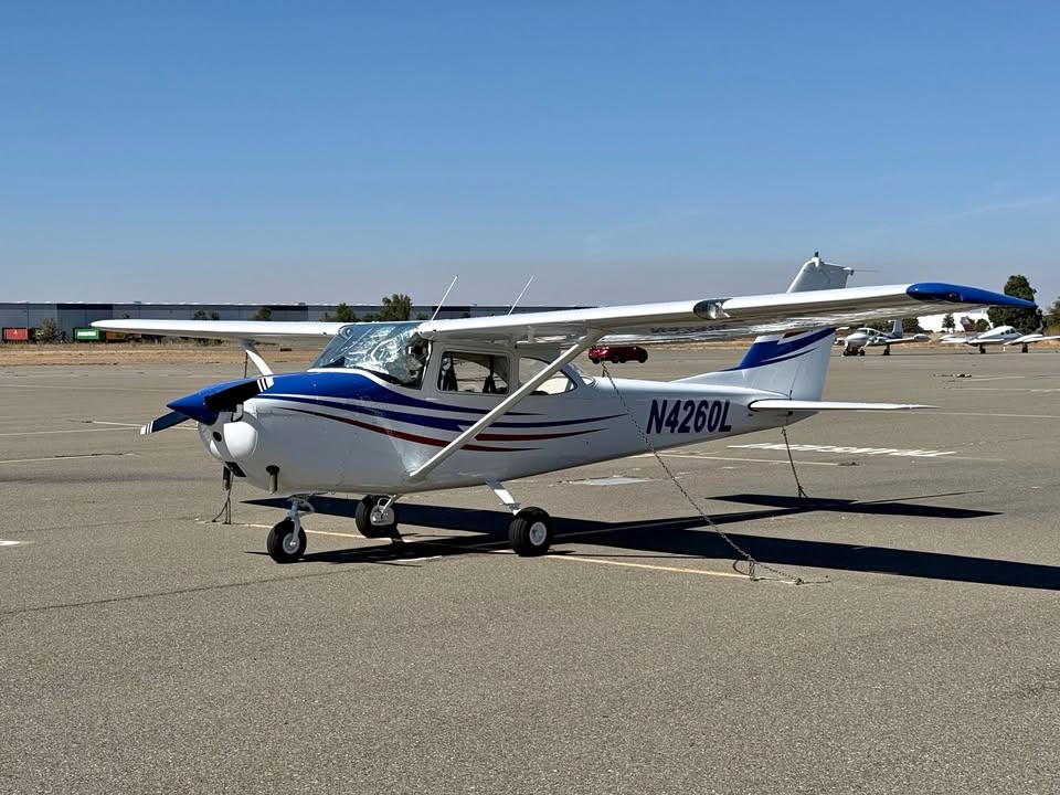 1966 Cessna 172G Skyhawk, photo 1