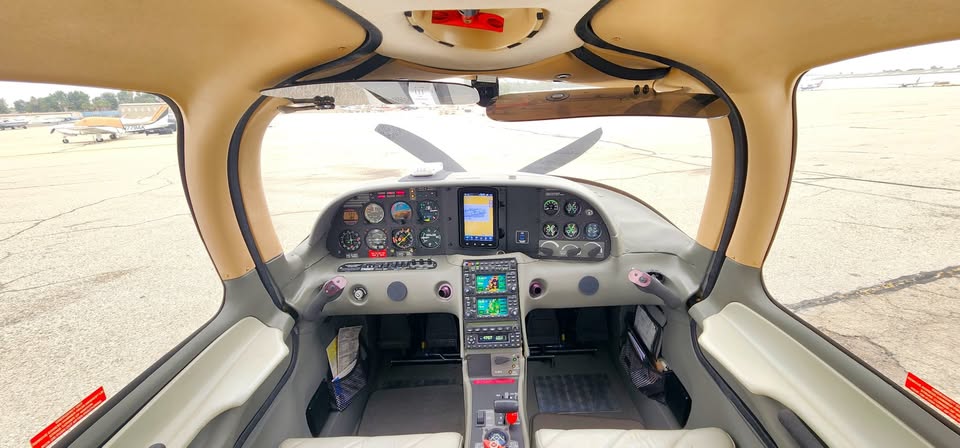 2001 Cirrus SR20, photo 6