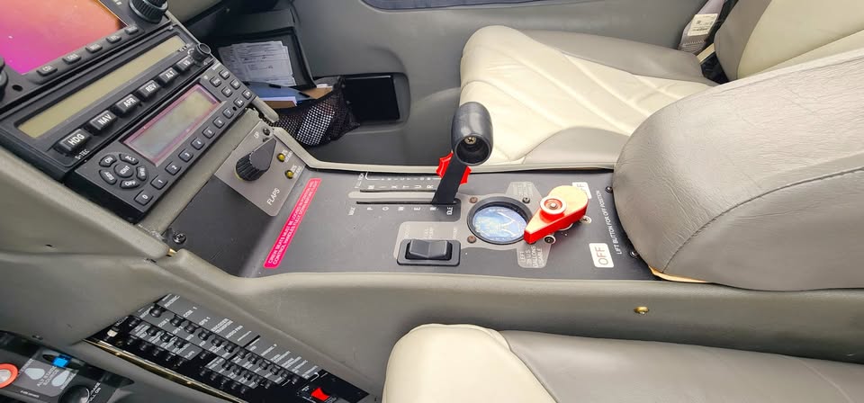 2001 Cirrus SR20, photo 8