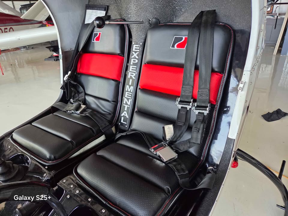 Rotorway Helicopter 162F 160HP, photo 5