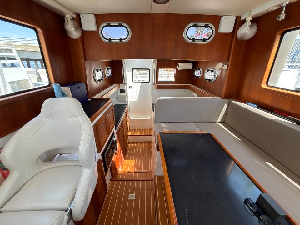 2022 Sea Piper 35 trawler, photo 3