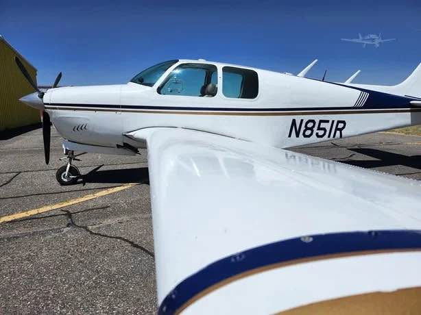 1960 Beechcraft 33 Debonair, photo 2