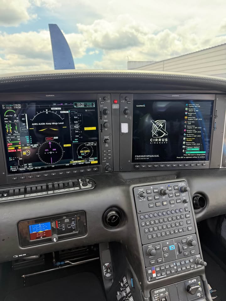 2018 Cirrus SR22T G6, photo 12