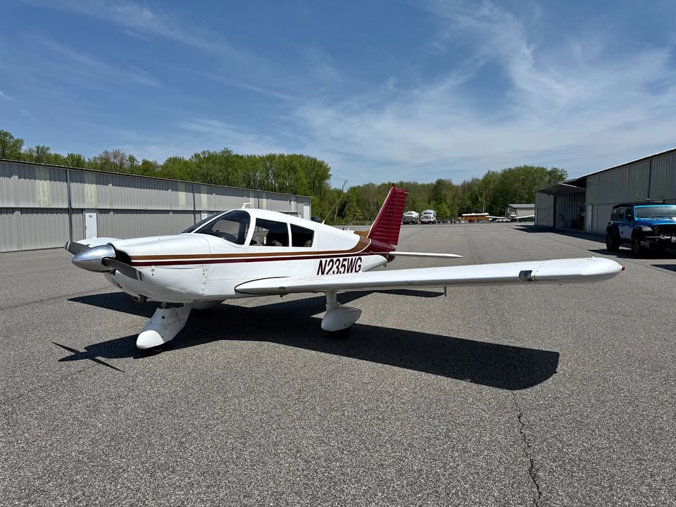 1966 Piper Cherokee 235 b, photo 1