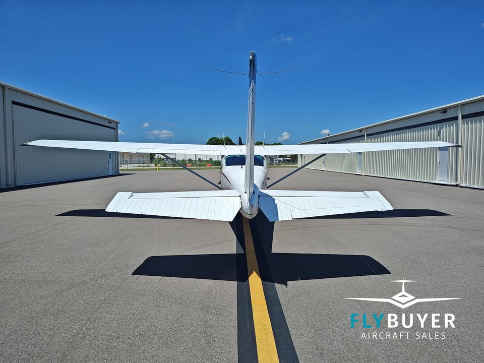 1976 Cessna 182P, photo 3