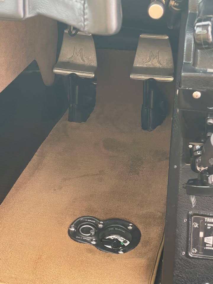 1977 Mooney M20J-201, photo 5