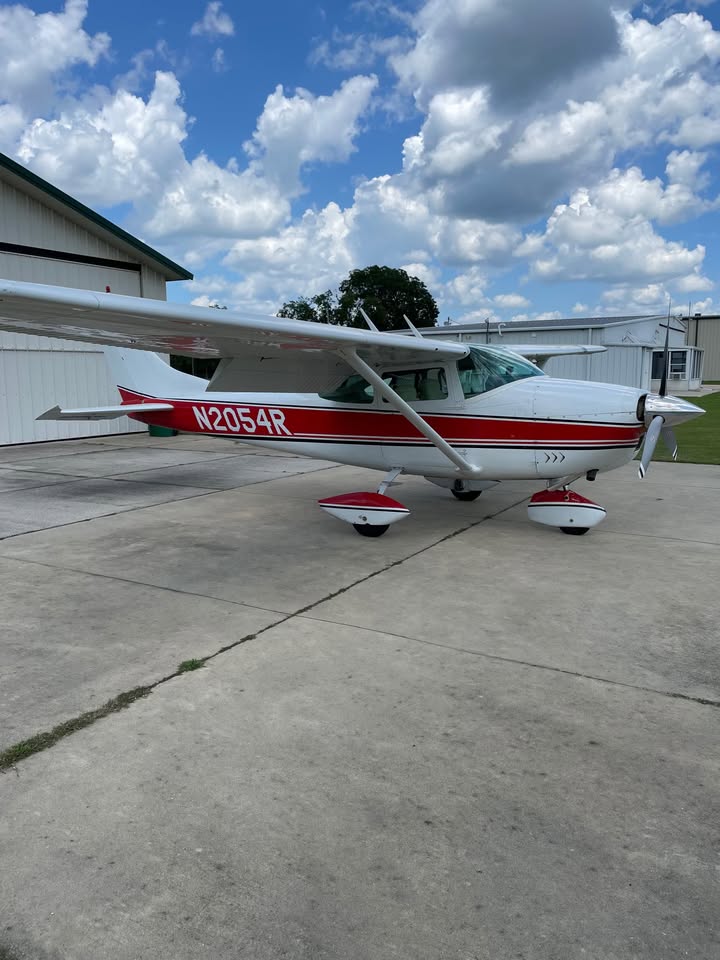 1964 Cessna C182G, photo 2