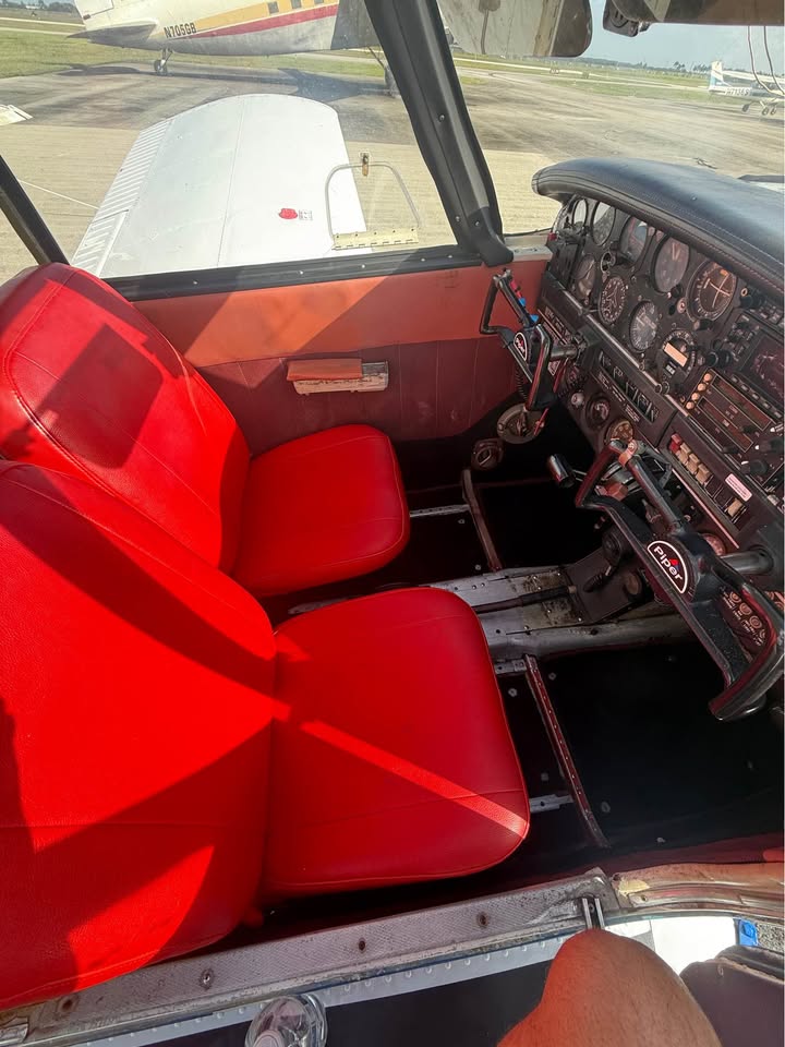 1971 Piper Cherokee 140, photo 5