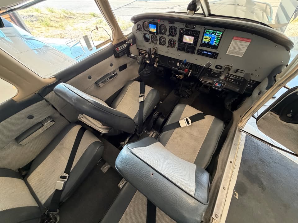 1979 Piper Cherokee 6/300, photo 8
