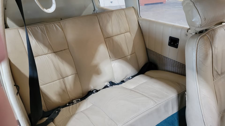 1976 Piper PA28-151 warrior, photo 6