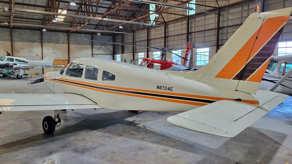 1976 Piper PA28-151 warrior, photo 1