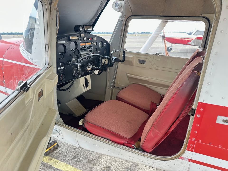 1966 Cessna 150, photo 5