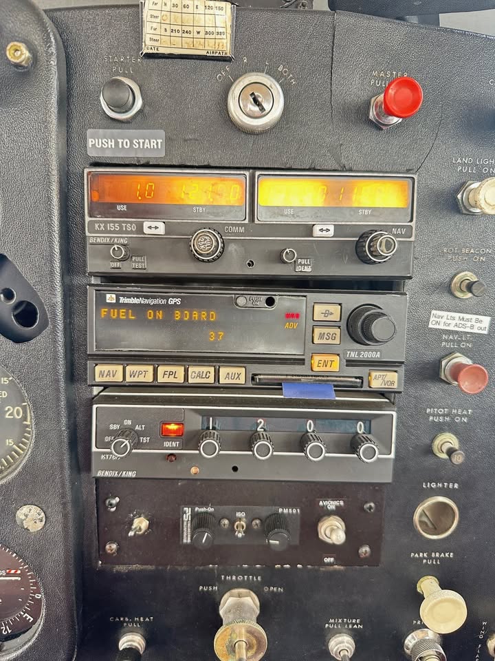1966 Cessna 150, photo 3