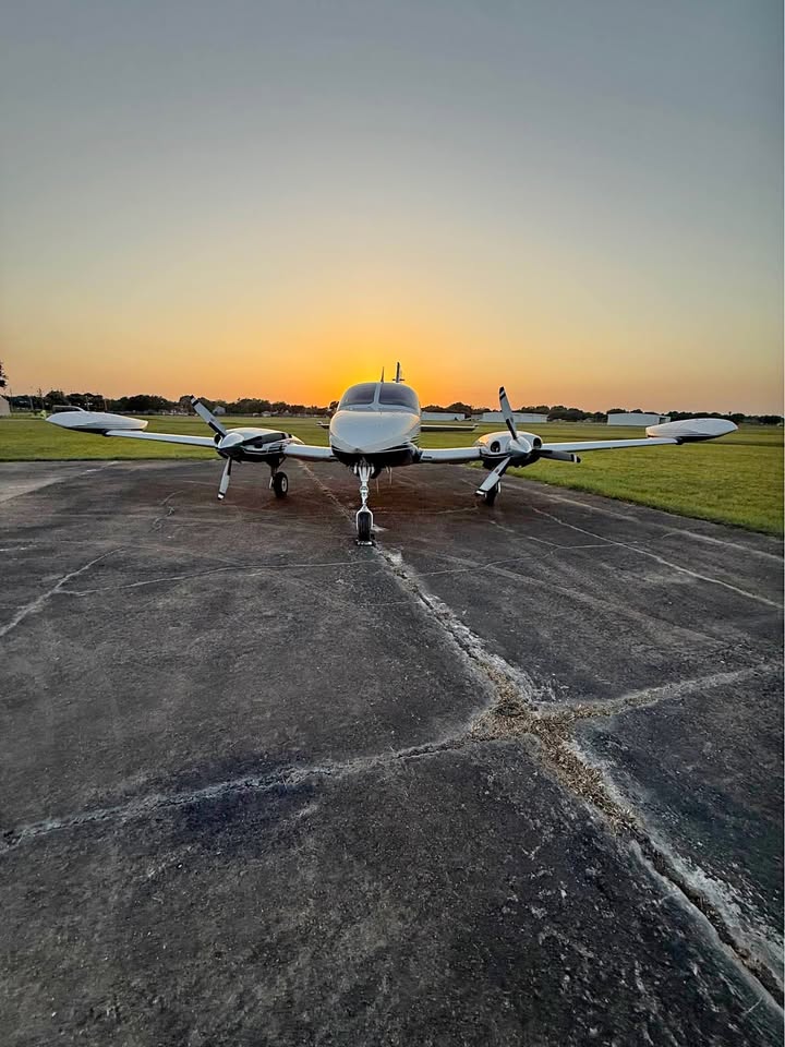 1970 Cessna 414, photo 1