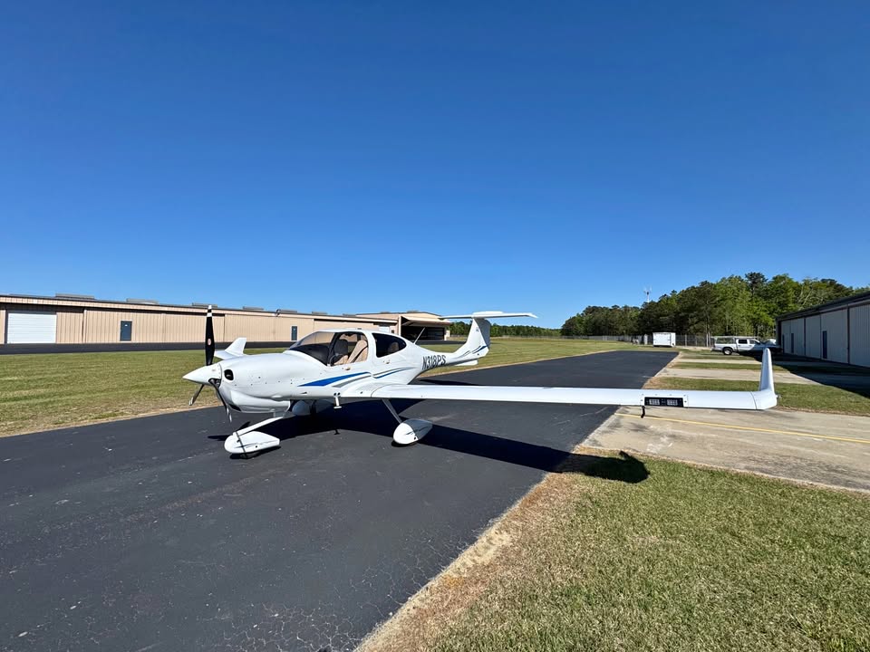 2024 Diamond DA-40, photo 1