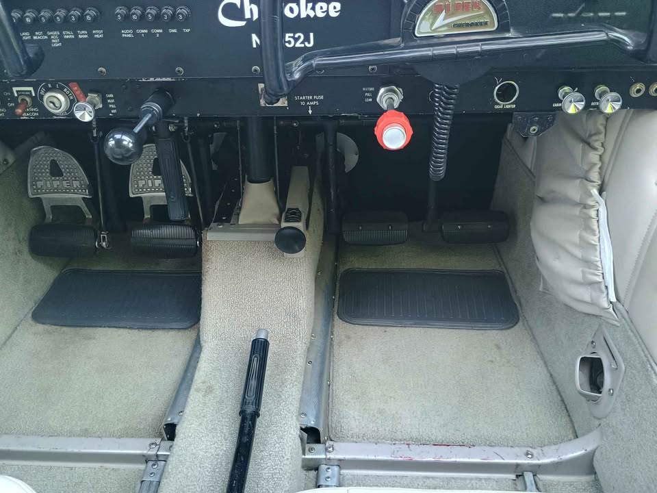 1966 Piper Cherokee 180, photo 11