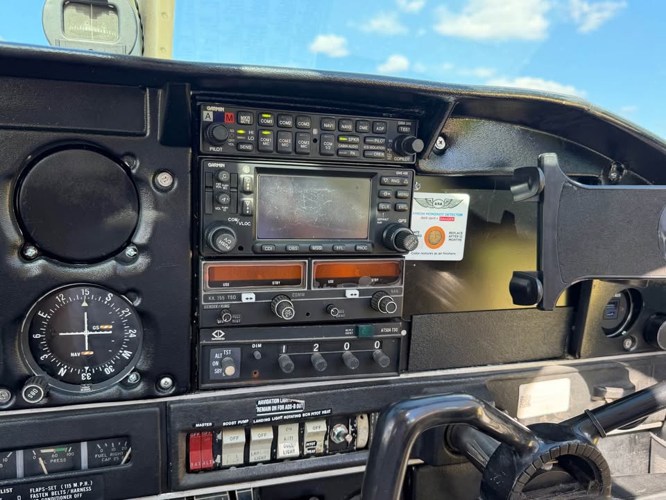 1972 Piper Cherokee PA-28-140, photo 9