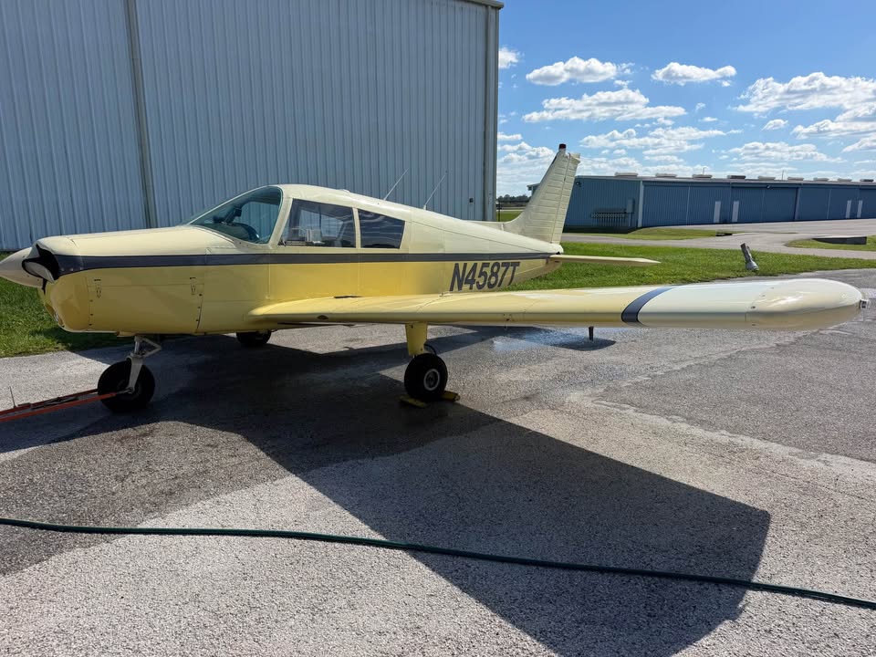 1972 Piper Cherokee PA-28-140, photo 2