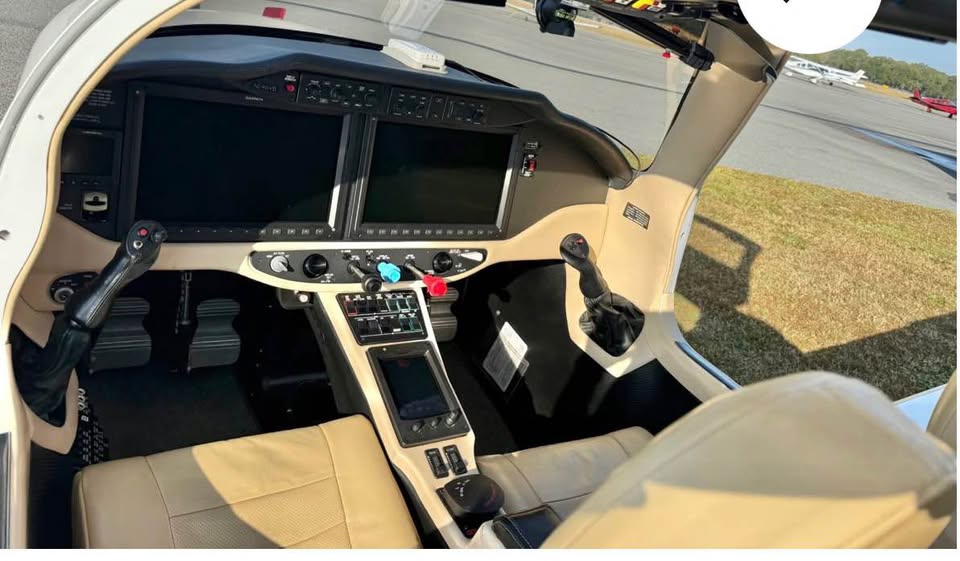 2023 Cirrus/Cessna SR-22 G6, photo 5